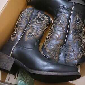 Ariat boots 7 1/2B
